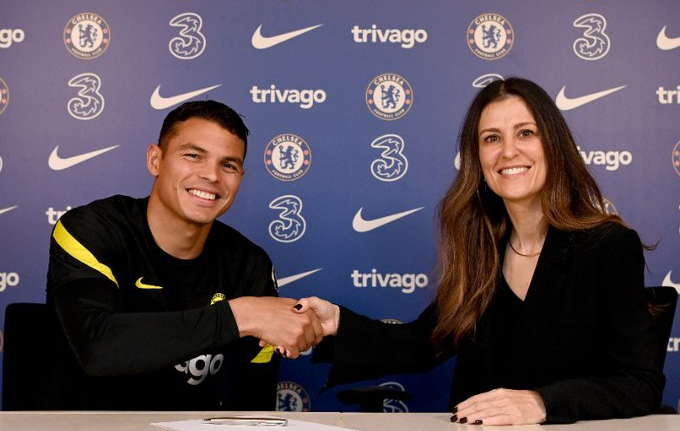 Thiago Silva vai ficar no Chelsea até 2023 Divulgação/Chelsea FC