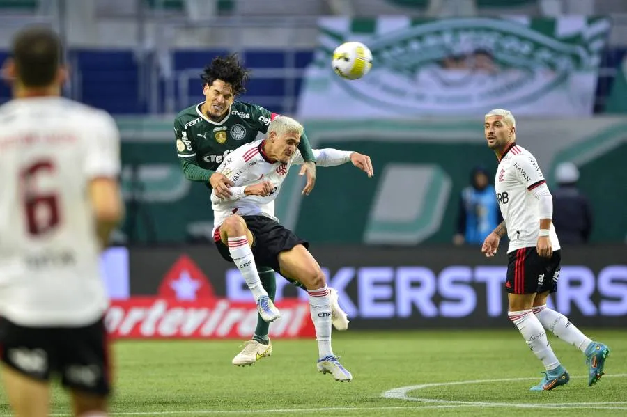 Flamengo - Palmeiras placar ao vivo, H2H e escalações