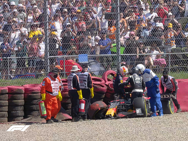 Piloto da Red Bull liderava a prova no momento do acidente