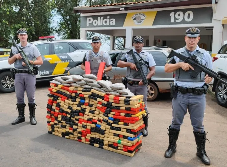 A droga seria levada para a cidade de Franca