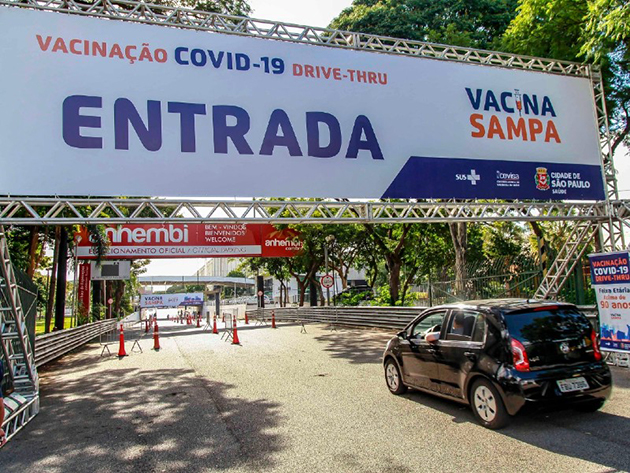 Postos drive-thru vão funcionar apenas para a aplicação da 1ª dose da vacina em São Paulo Divulgação/Prefeitura de São Paulo