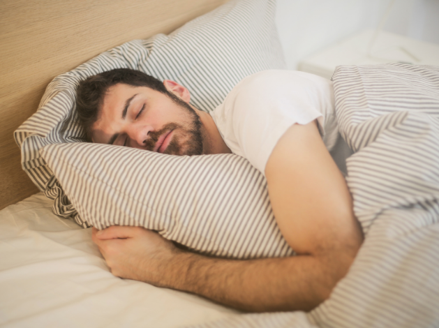 Estudo conclui que dormir mal pode engordar
