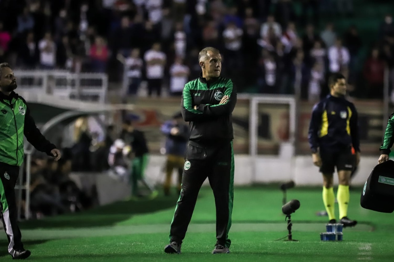  Juventude anuncia a saída do técnico Eduardo Baptista Twitter EC Juventude