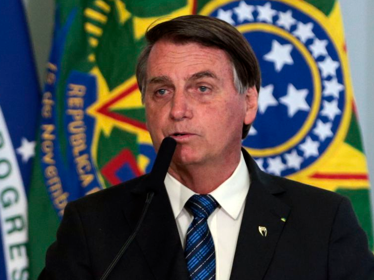 Bolsonaro sugeriu que o coronavírus pode ter sido “criado” e faria parte de uma guerra química e bacteriológica. Valter Campanato/Agência Brasil 