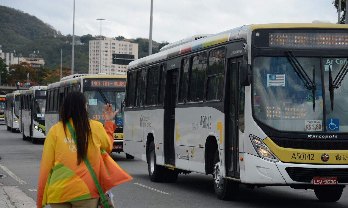 Com a retomada, chega 22 o número de linhas que voltaram à ativa desde o início do ano Fernando Frazão/Agência Brasil