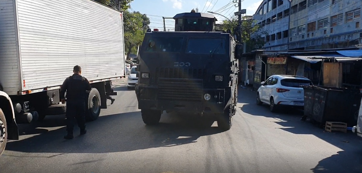 Subiu para 18 o número de mortos durante a operação no Complexo do Alemão Felipe Lima