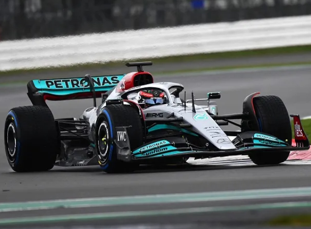 Novo carro da Mercedes W13 em Silverstone Reprodução/Mercedes