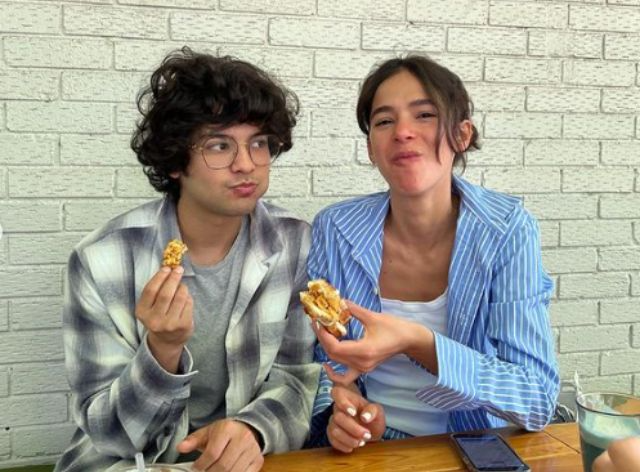 Xolo Maridueña e Bruna Marquezine