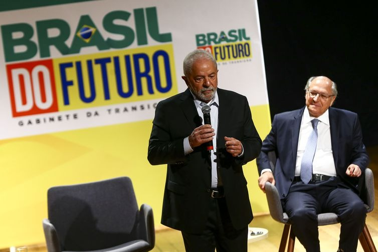 Lula recebe relatórios da transição e prepara anúncio de ministros nesta quinta (22) Foto: Agência Brasil