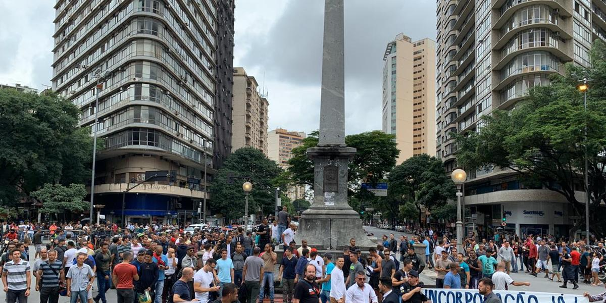 Eles reivindicam aumento salarial de 41% Foto: Sindibel/Divulgação