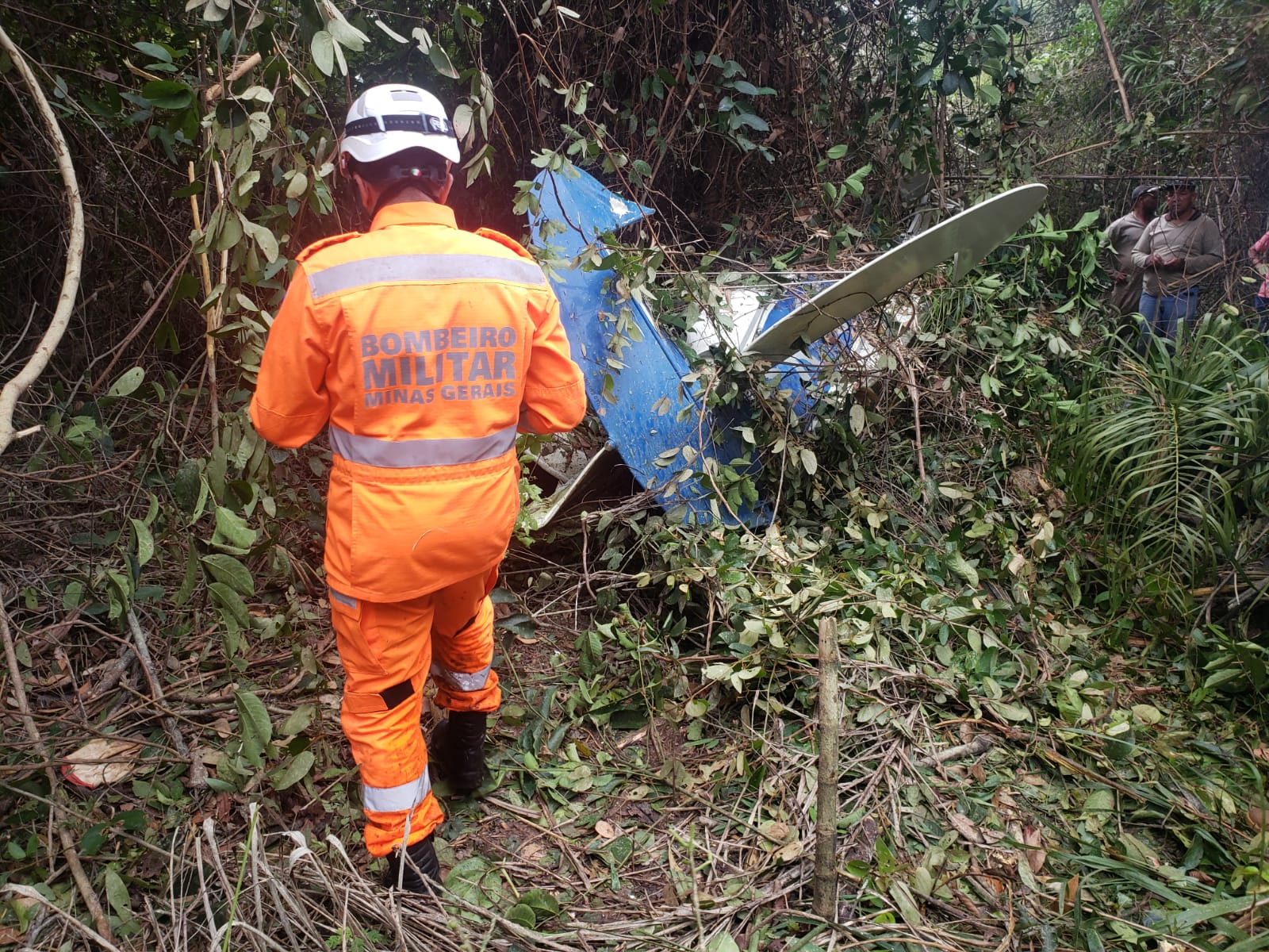 Piloto morre após peça de avião se soltar e cair em Brasilândia de Minas