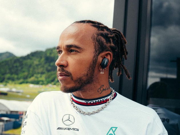 Hamilton mantém silêncio sobre o polêmico desfecho do GP de Abu Dhabi