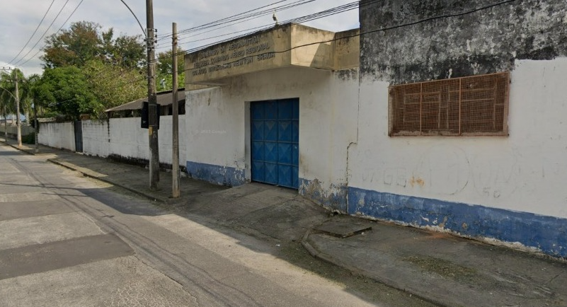 MPF arquiva processo de possíveis assédios por professores em colégio da Ilha Reprodução/Google Street View