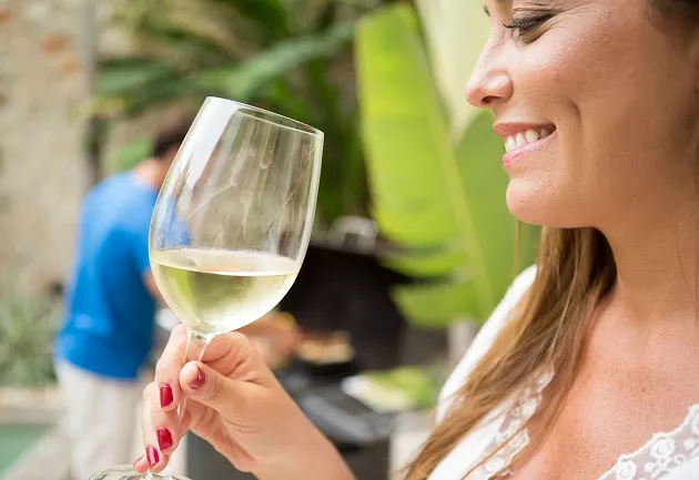 Como escolher a taça ideal para cada tipo de vinho? 