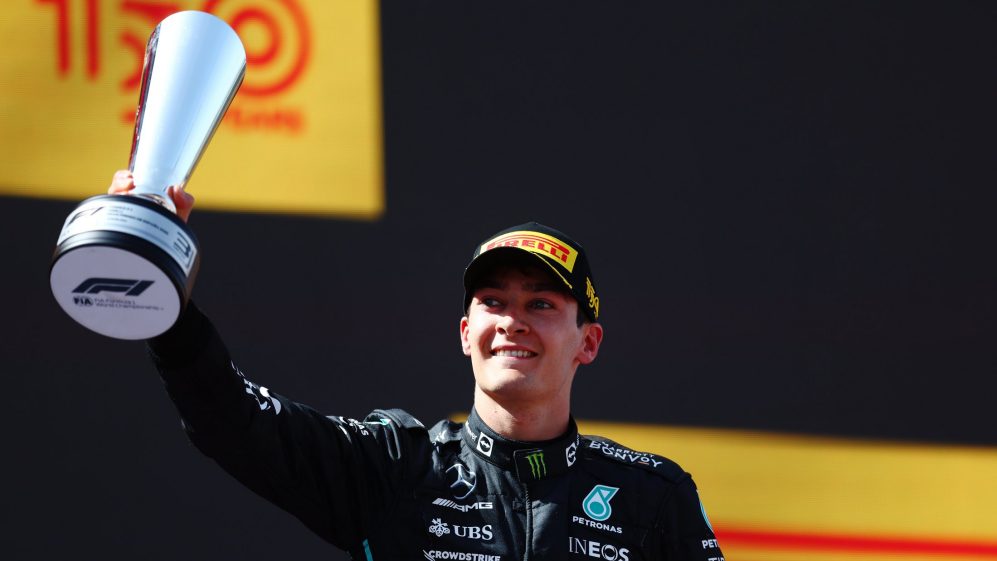 Russell celebra evolução da Mercedes na Espanha: "É o início da nossa temporada"