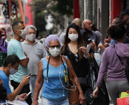 Uso de máscara em São José será mantido depois do dia 11/12 Divulgação 