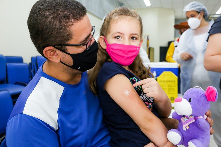 Fim de semana tem vacinação contra a covid-19 e Influenza em São José dos Campos