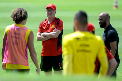 Dorival Jr. comanda treino no Ninho do Urubu Marcelo Cortes / Flamengo