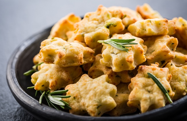 Biscoito de queijo fácil e rápido é aperitivo delicioso Envato Elements