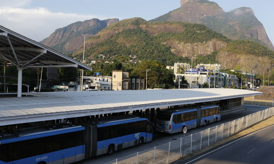 Segundo a Prefeitura, 561 novos articulados foram comprados neste ano Fernando Frazão/Agência Brasil