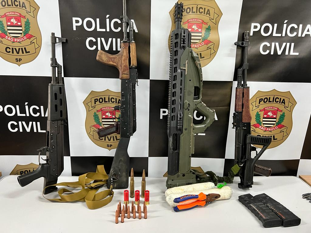 Armas usadas em ataque do "novo cangaço" no interior de MG são apreendidas em SP