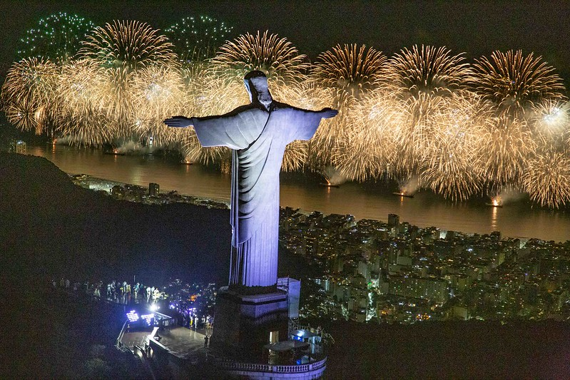 Festa do Réveillon acontece em Copacabana, Zona Sul do Rio Fernando Maia