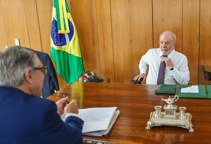 Lula despacha no Palácio do Planalto e ocupa gabinete presidencial Foto: Reprodução/Twitter