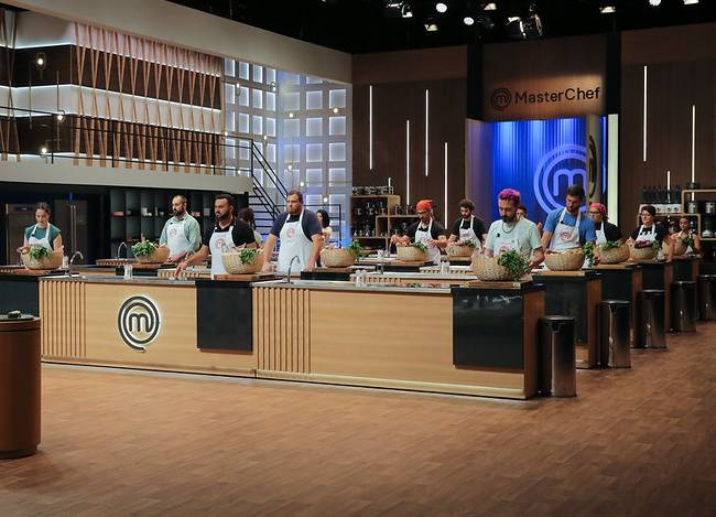 Cozinheiros se enfrentam no terceiro episódio do MasterChef.
