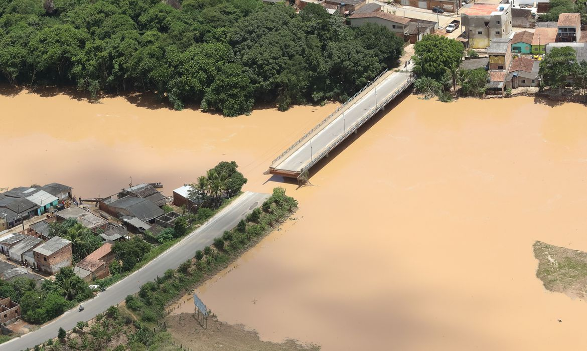 Chuvas causam prejuízos a produtores rurais na Bahia