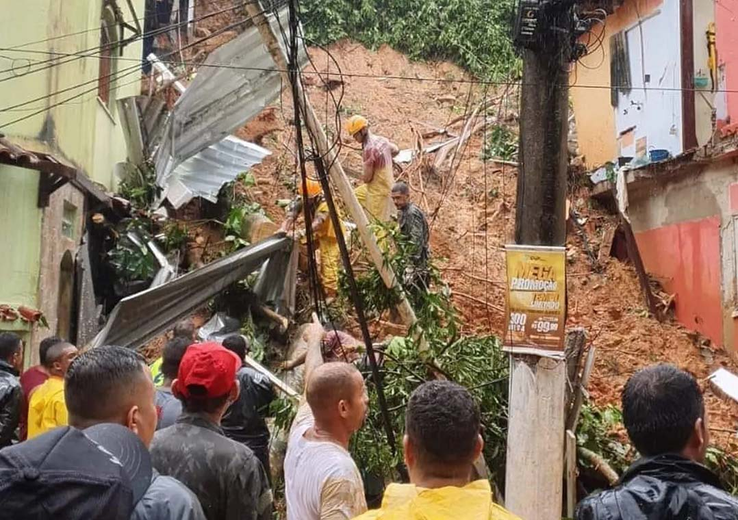 Sobe Para 16 O Número De Mortos No Estado Do Rio De Janeiro Por Causa Da Chuva Band 