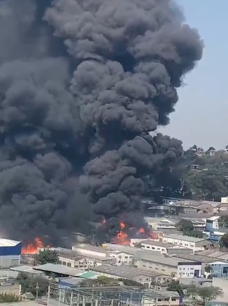 Incêndio em indústria de Barueri em São Paulo deixa 4 mortos  Foto: Reprodução/ Rádio BandNews FM