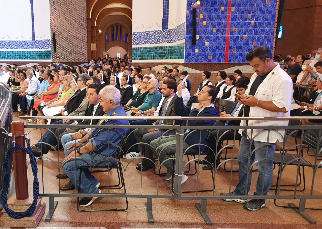 Marcos Pontes participa de missa no Santuário Nacional de Aparecida  Luiz Eugênio Silva 