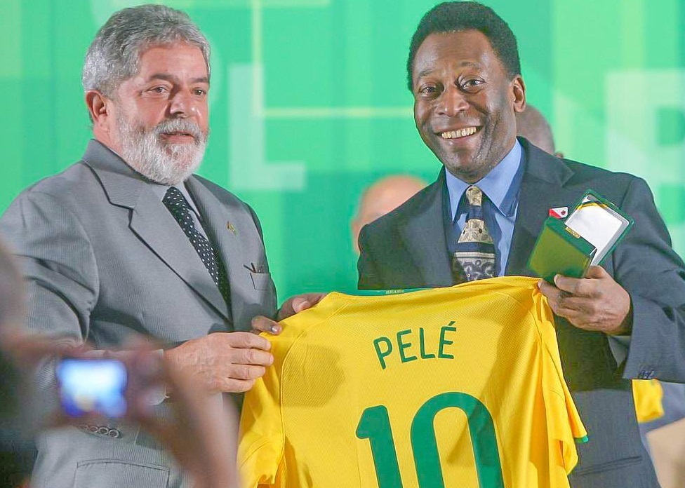 Lula irá ao velório de Pelé em Santos Reprodução/Twitter/Lula