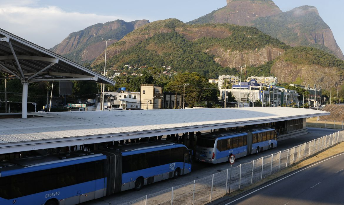 BRT funciona desde 2012 na cidade do Rio de Janeiro Fernando Frazão/Agência Brasil