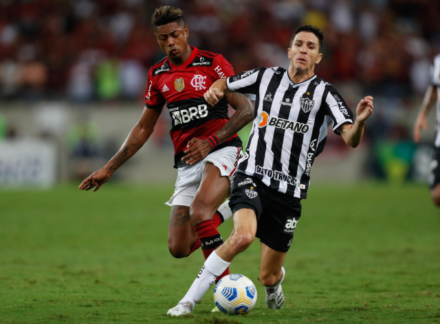 Flamengo e Atlético-MG em disputa pelo Campeonato Brasileiro Gilvan de Souza/Flamengo