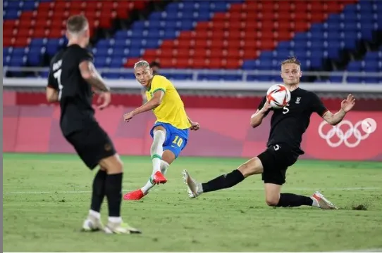 Hoje tem partida da Seleção Masculina de Futebol, que estreia nos