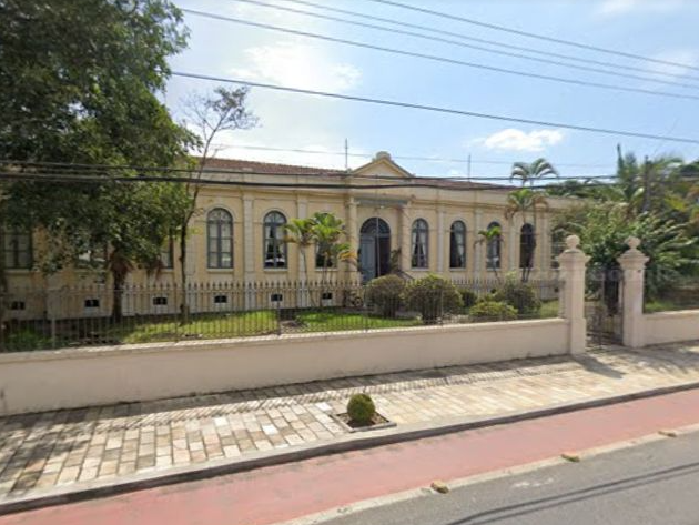 Alunos testam positivo para a Covid-19 em Escola Estadual de Pindamonhangaba Divulgação/ Google Maps