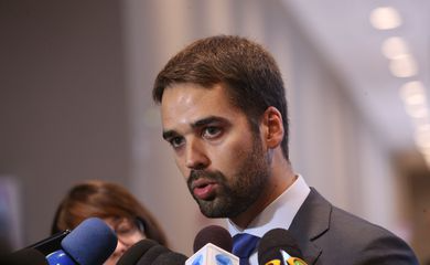 Eduardo Leite anunciou candidatura em coletiva nesta segunda (13). Foto: Agência Brasil