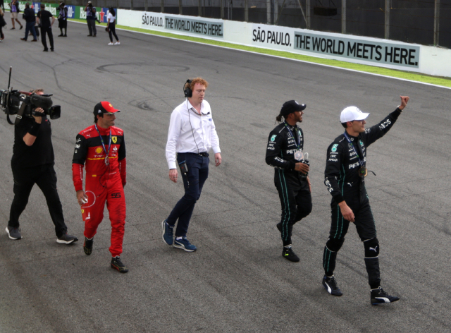 George Russell, da Mercedes, vence corrida Sprint de Interlagos Ricardo Moraes/Reuters