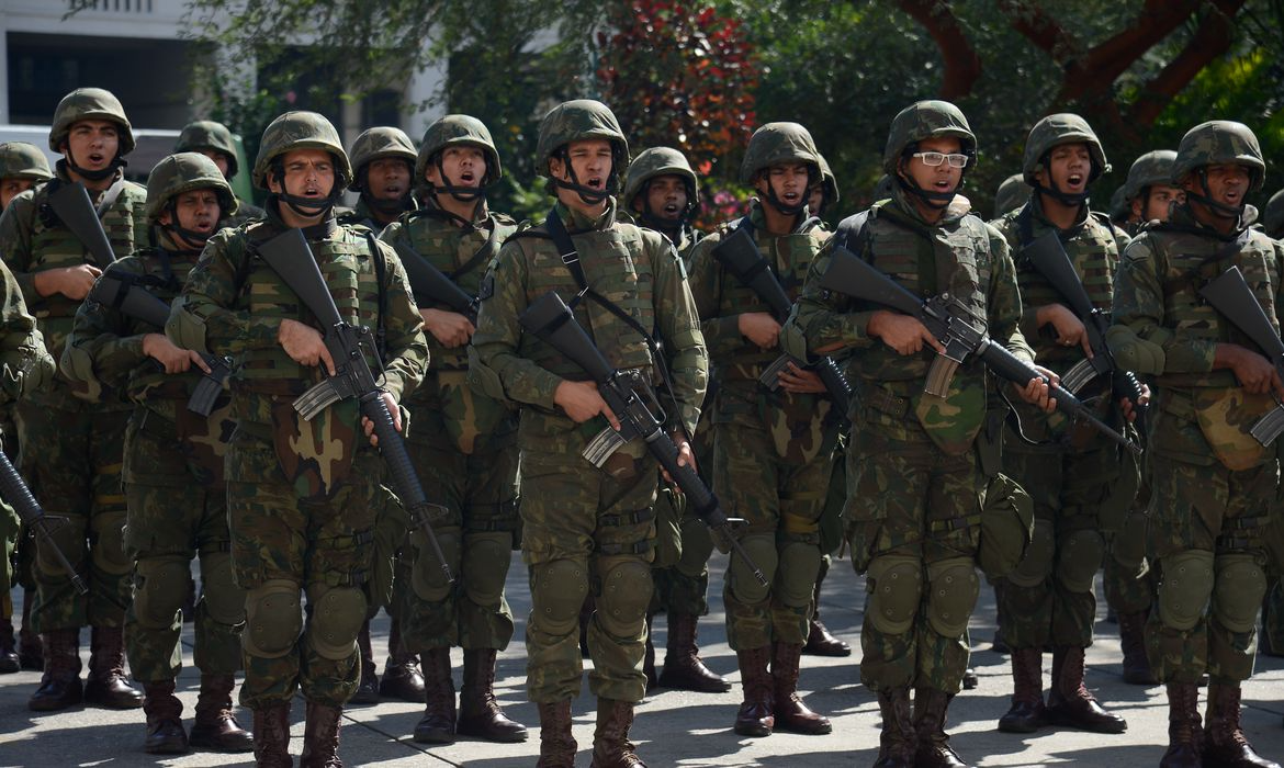 Eleições: 9 mil militares vão atuar em esquema de segurança  Tomaz Silva/Agência Brasil