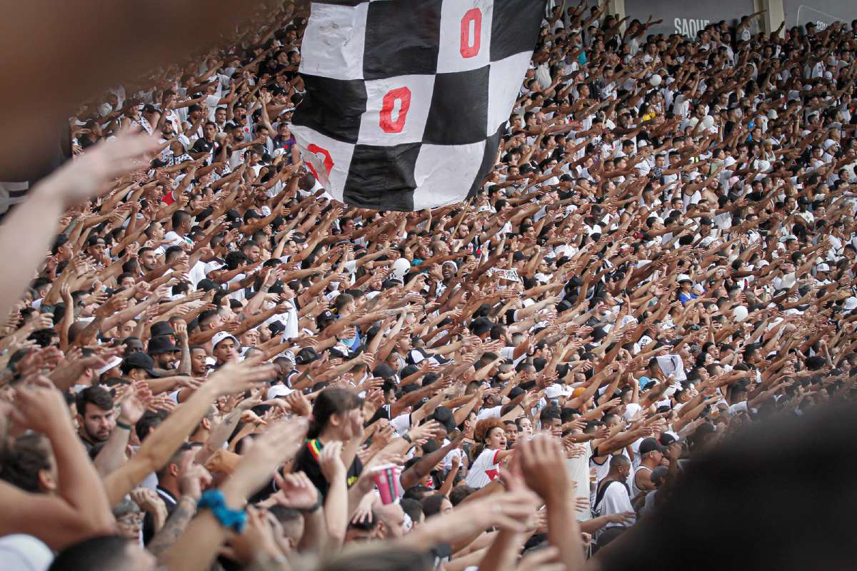 A torcida Cruzmaltina Matheus Lima/Vasco