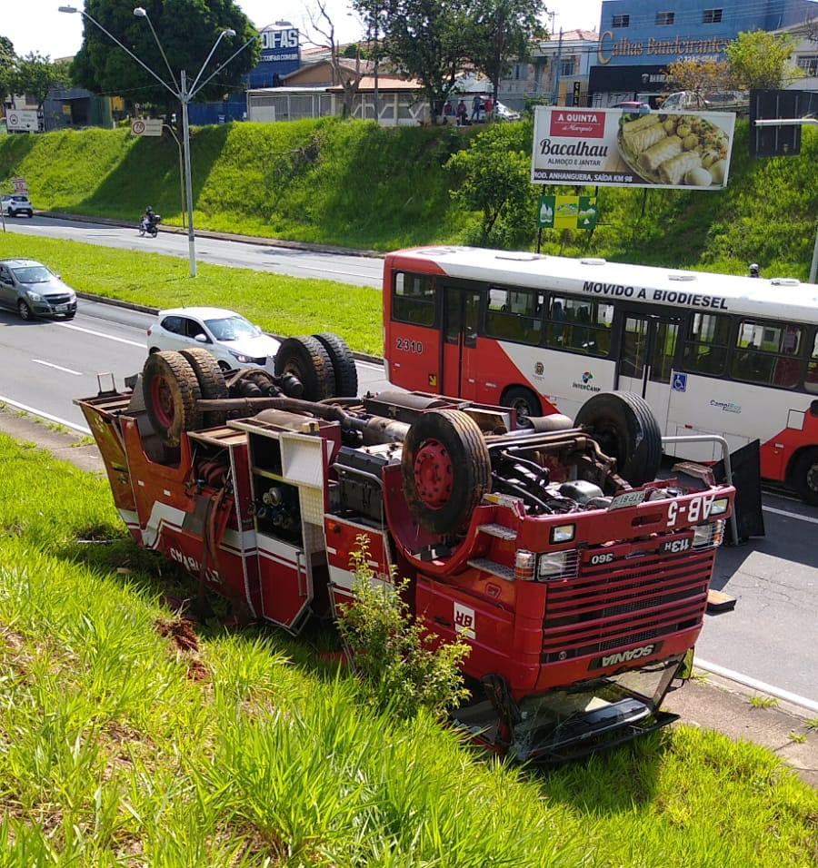 Caminhão Do Corpo De Bombeiros Desce Desgovernado Por Avenida De Campinas