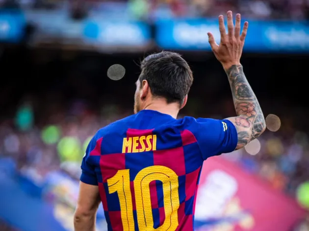 Messi deixa oficialmente o Barcelona 