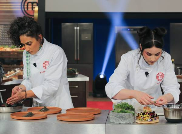 Fernanda e Lays se enfrentaram na final do MasterChef Brasil Melissa Haidar/Band