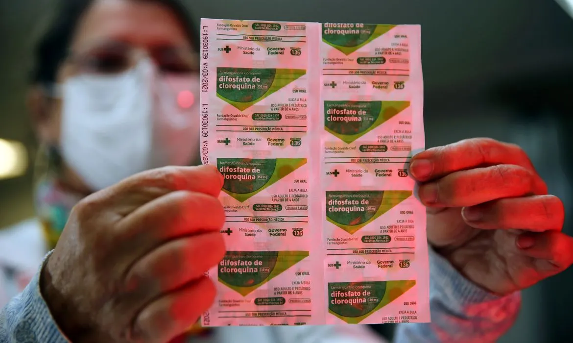 A Associação Médica Brasileira publicou uma nota de repúdio contra o Ministério da Saúde
