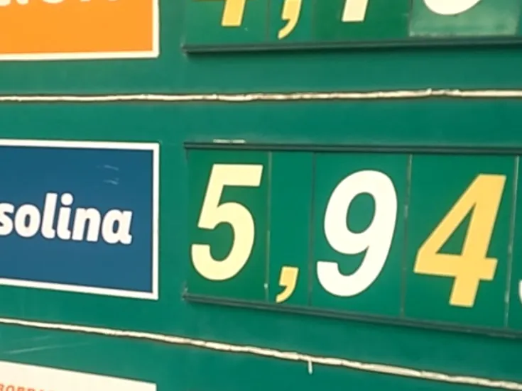Postos da cidade estão com a gasolina a R$ 5,94