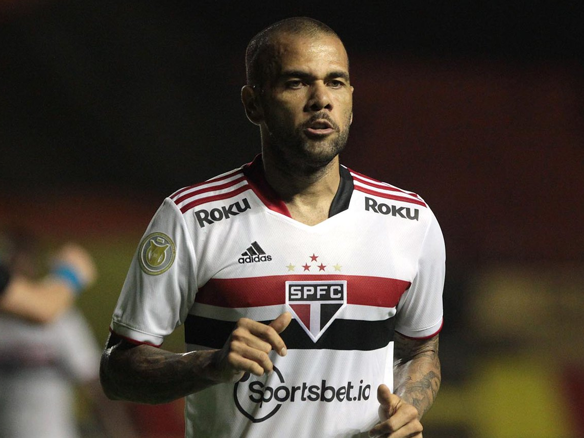 O lateral-direito Daniel Alves não atuará mais pelo São Paulo Foto: Reprodução/ Redes sociais