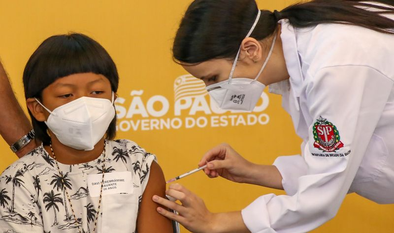 Davi Xavante foi a primeira criança vacinada contra a Covid-19 no Brasil