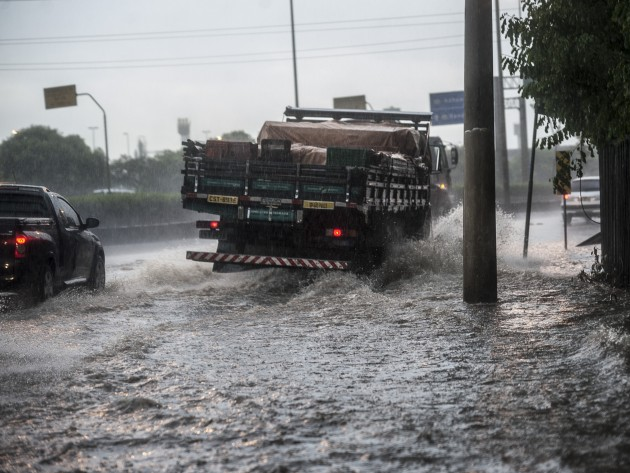 A previsão é de chuva para hoje na cidade. Marcelo Camargo / Agência Brasil