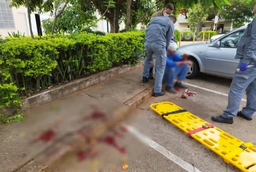 Vítima foi socorrida pelo Corpo de Bombeiros e encaminhada ao Pronto-socorro local. Foto: Polícia Civil